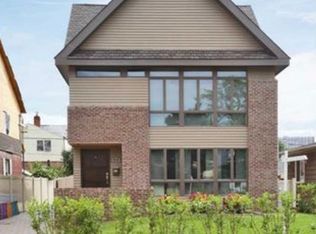 6425 182nd St, Fresh Meadows, NY 11365