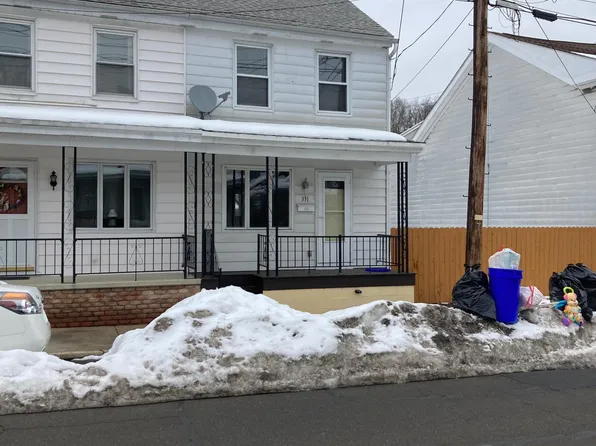 331 S Mill St, Saint Clair, PA 17970