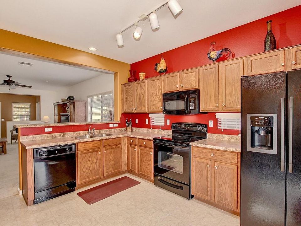 1st image of 42549 W Lucera Ct