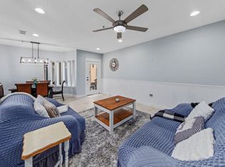 200 W Mesquite St #6, South Padre Island, TX 78597