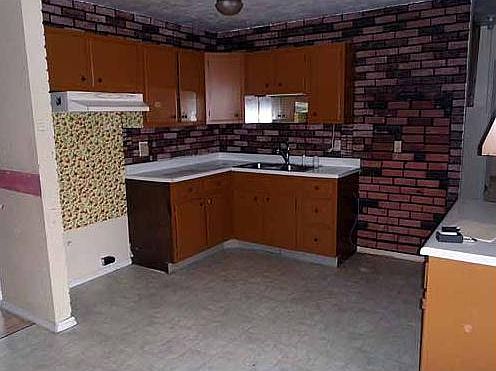 4th image of 1984 Fair Oaks Dr