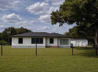 341 Jefferson St, Cat Spring, TX 78933