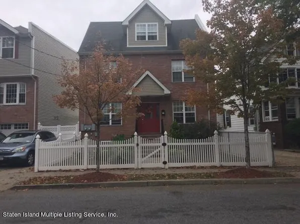36 Walker St, Staten Island, NY 10302
