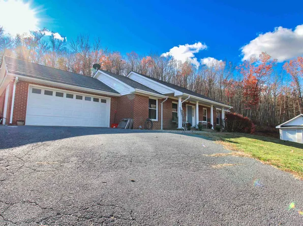 169 Calf Mountain Rd, Waynesboro, VA 22980