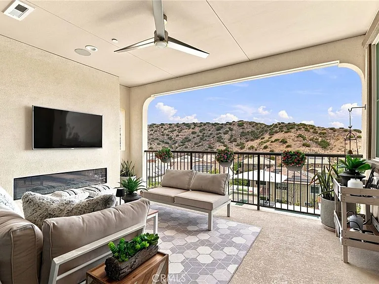 24357 W Clear Creek Pl — Photo 58