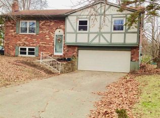 834 Wesley Dr, Villa Hills, KY