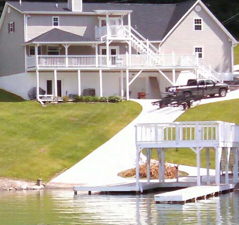 1st image of 874 Blue Heron Ln