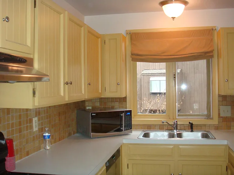 2155 S Walnut St #6 — Photo 4