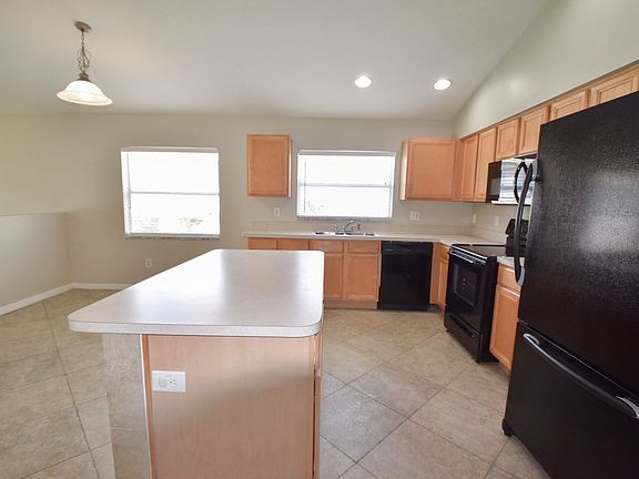 5th image of 4609 Braesgate Ct