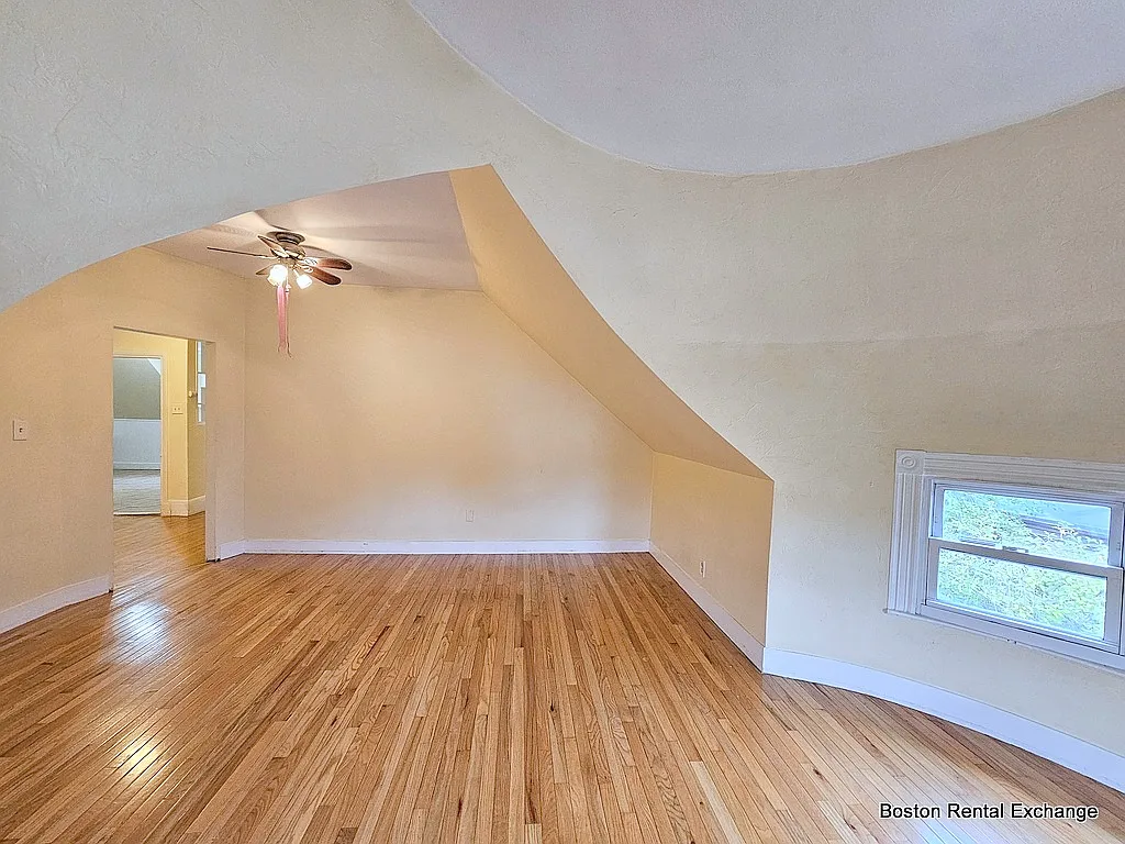 2 bed, $2,900 — Photo 4