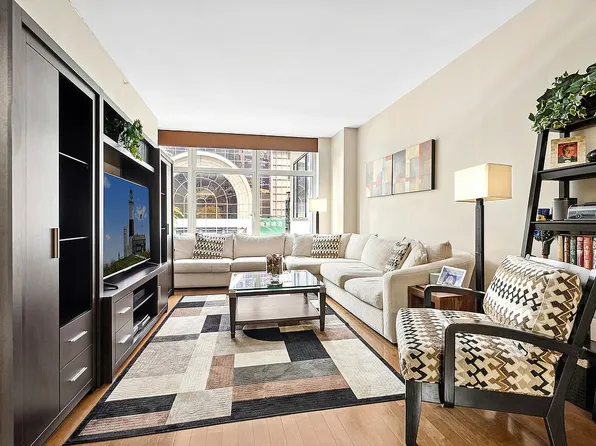 1600 Broadway APT 5B, New York, NY 10019