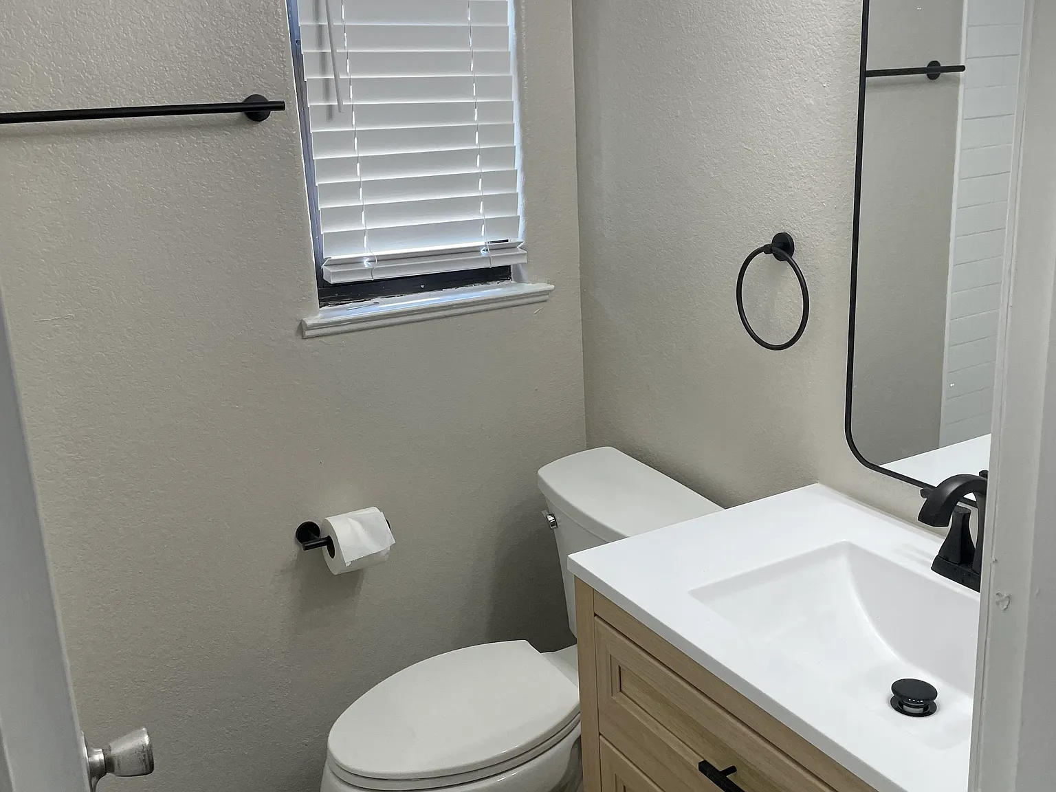 119 Nichols St — Photo 4