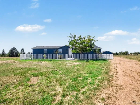 40945 Topaz Drive, Deer Trail, CO 80105