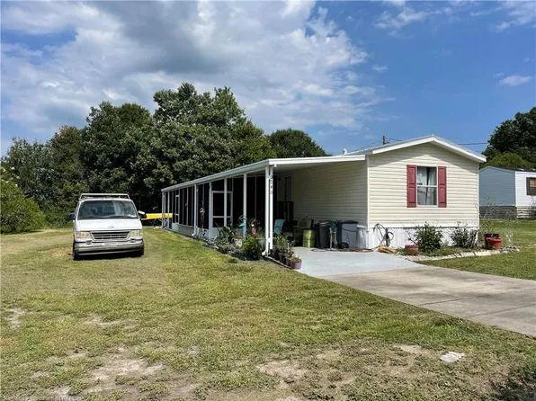 3040 Edwards Peace Dr, Wauchula, FL 33873
