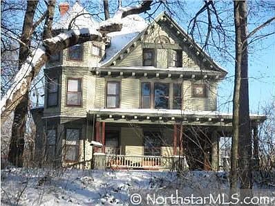 1st image of 640 S Bremer Ave
