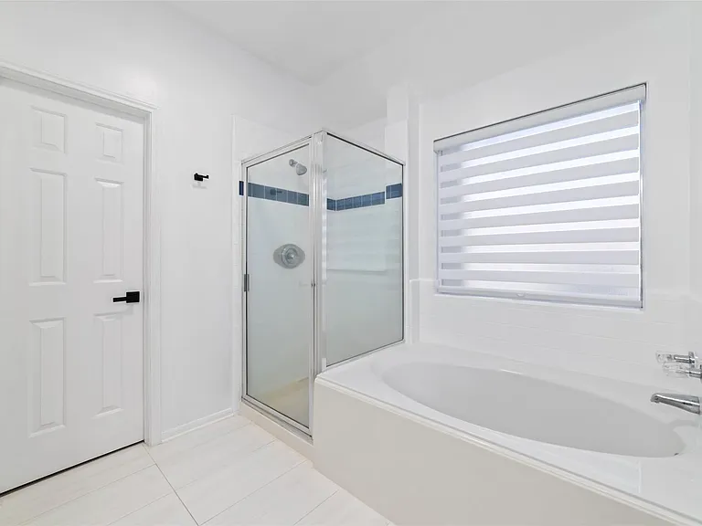 20415 Longspring Dr — Photo 18