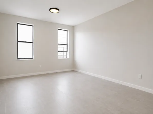 553 Hinsdale Street image 1 of 5