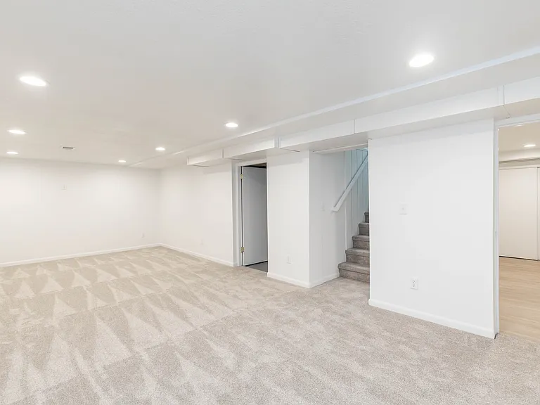 6522 Lincoln Ave — Photo 15
