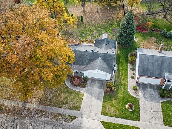 5th image of 2720 Whitegate Dr