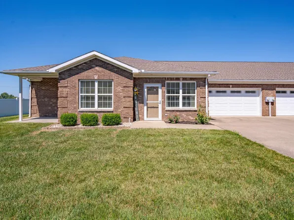 8981 Covenant Ct, Newburgh, IN 47630