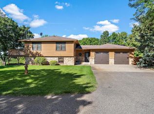 13825 Brockton Ln, Rogers, MN 55374