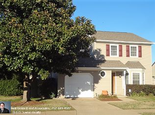 3720 Meadowglen Rd, Virginia Beach, VA 23453