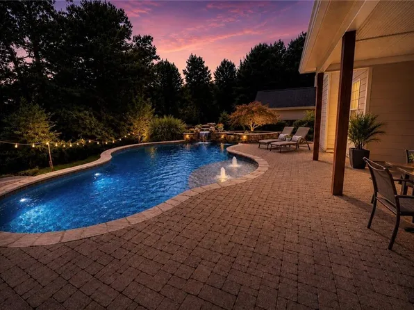 110 Northlake Trl, Canton, GA 30114