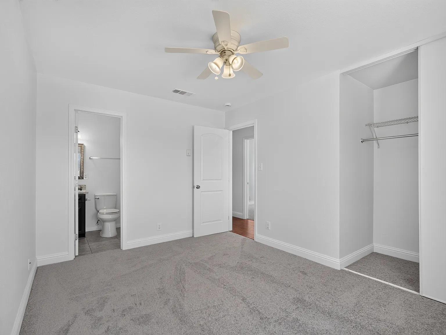 2045 Larsen Court - 1 — Photo 3