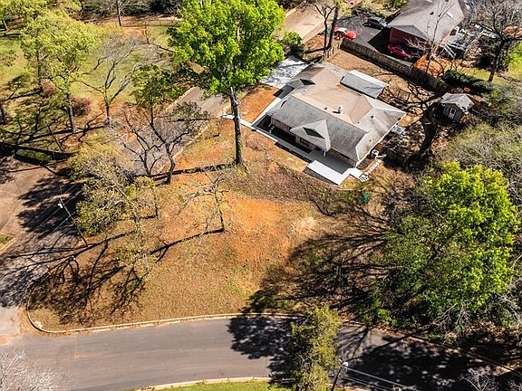 5th image of 1112 Swanson Dr