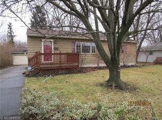 3401 Lloyd St, Cuyahoga Falls, OH 44221