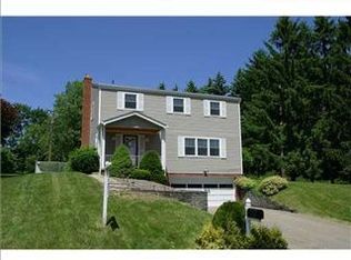 104 Valley Hi Dr, Pittsburgh, PA