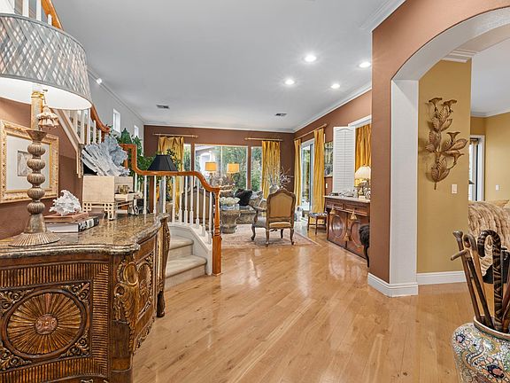 Entry to living room