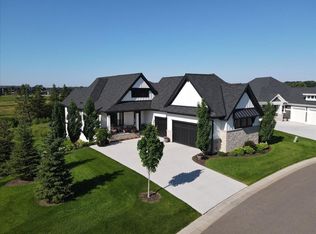 101 Spring Farm Rd, North Oaks, MN 55127