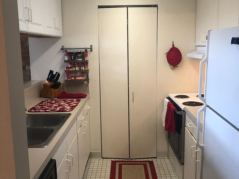 1st image of 247 W Fayette St #511