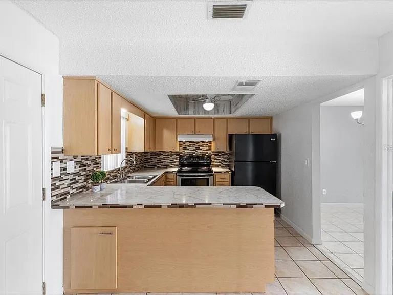 5320 Buttonwood Dr #5320 — Photo 5