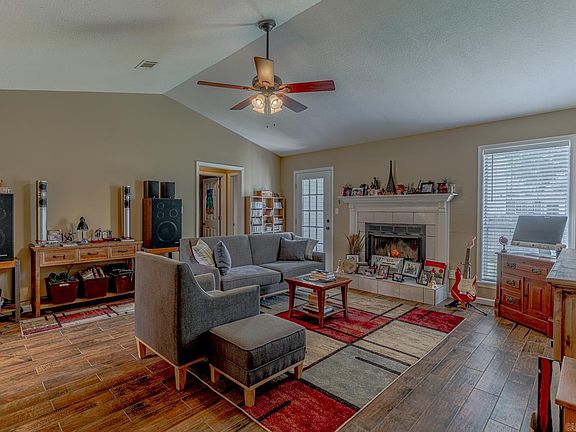 5th image of 5505 Summer Pl