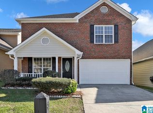 239 Warwick Ln, Alabaster, AL 35007