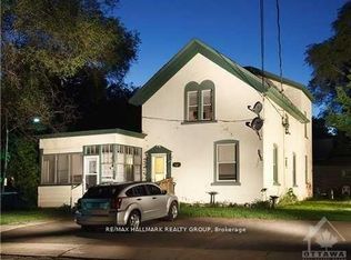 20 Russell St W #5, Smiths Falls, ON K7A 1N9