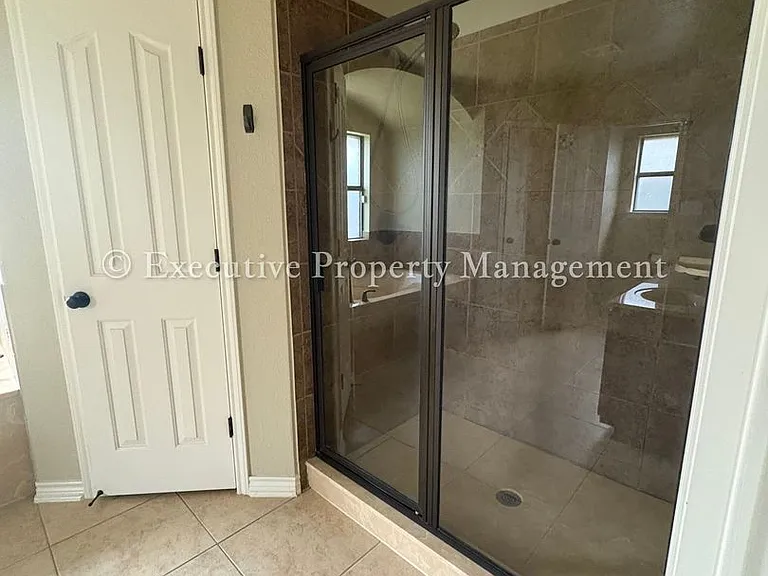 2808 Natural Ln — Photo 22