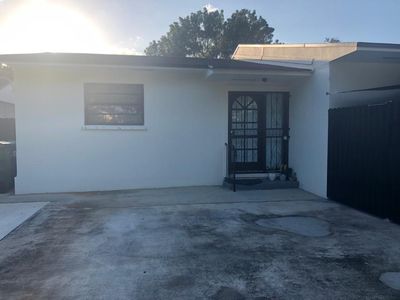 3050 NW 14th St, Miami, FL, 33125