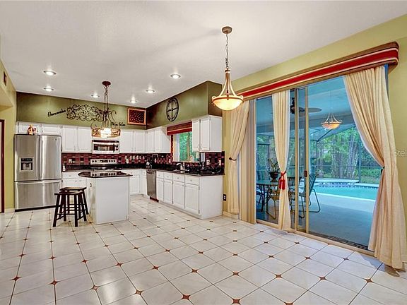 4th image of 14138 Mastwood Way