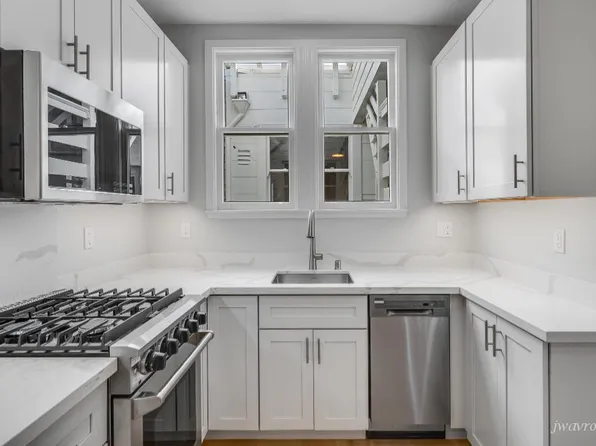 30 Liberty St #6, San Francisco, CA 94110