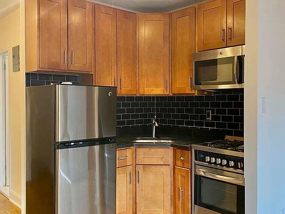 4th image of 243 W 21st St APT 5A