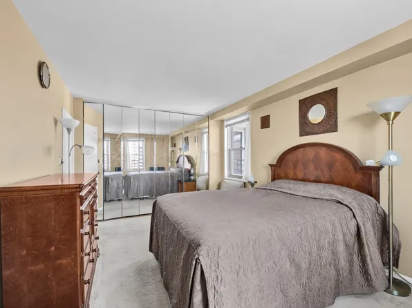 61-15 97th Street image 14 of 24