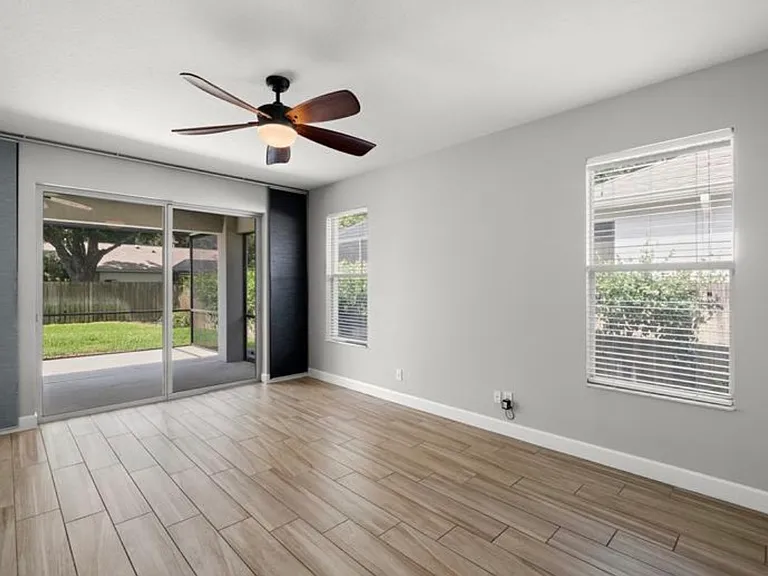 3827 Misty Landing Dr — Photo 13