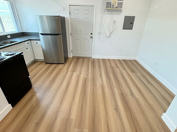 5th image of 4389 W 141st St #11