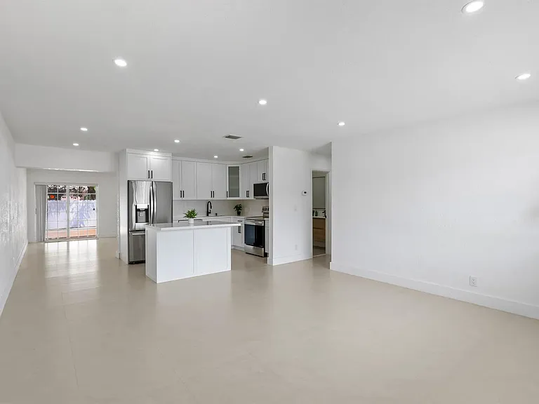 6573 Eaton St — Photo 8