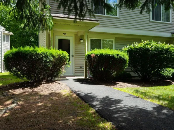 108 Morningside Commons, Brattleboro, VT 05301