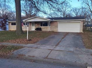 300 Kenyon Dr, Springfield, IL 62704