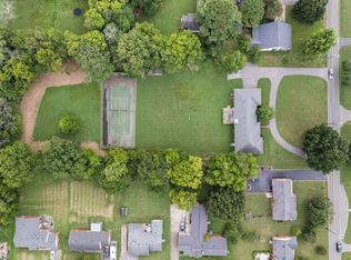 305 Castle Heights Ave, Lebanon, TN 37087